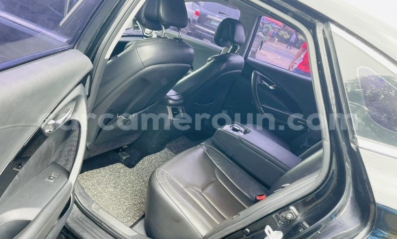 Sayi Na hannu Hyundai Grandeur Black Mota in Douala a Ƙasar Kamaru Sayi Na hannu Hyundai Grandeur Black Mota in Douala a Ƙasar Kamaru