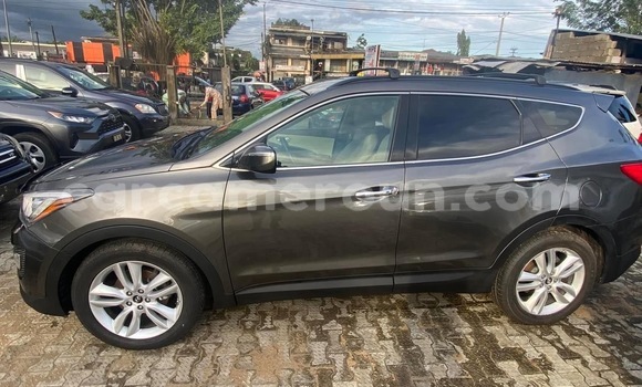 Buy Import Hyundai Santa Fe Other Car in Douala in Littoral Cameroon Buy Import Hyundai Santa Fe Other Car in Douala in Littoral Cameroon