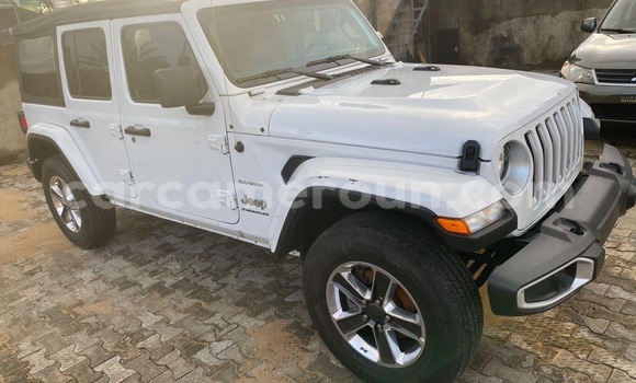 Buy Import Jeep Wrangler White Car in Douala in Littoral Cameroon Buy Import Jeep Wrangler White Car in Douala in Littoral Cameroon