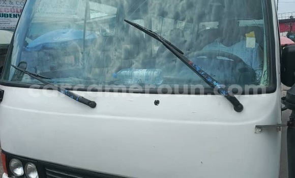 Acheter Occasion Voiture Toyota Coaster Blanc à Douala, Littoral Cameroon