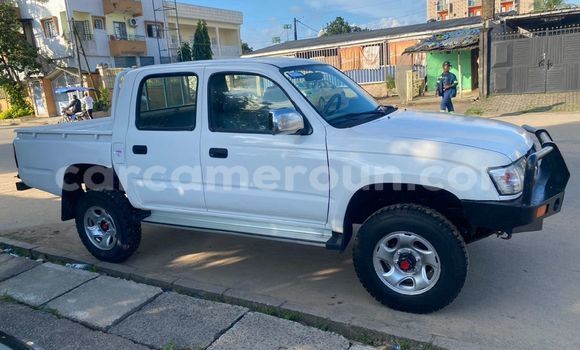 Buy Used Toyota Hilux White Car in Douala in Littoral Cameroon Buy Used Toyota Hilux White Car in Douala in Littoral Cameroon