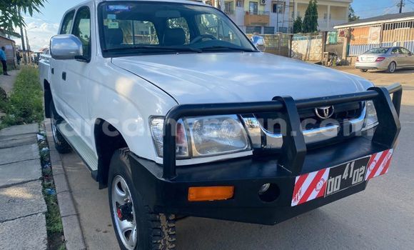 Buy Used Toyota Hilux White Car in Douala in Littoral Cameroon Buy Used Toyota Hilux White Car in Douala in Littoral Cameroon