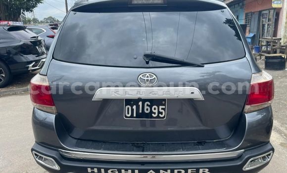 Buy Import Toyota Highlander Silver Car in Douala in Littoral Cameroon Buy Import Toyota Highlander Silver Car in Douala in Littoral Cameroon