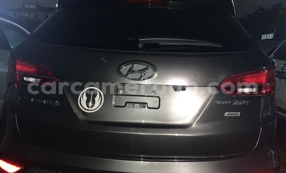 Sayi Imported Hyundai Santa Fe Sauran Mota in Douala a Ƙasar Kamaru Sayi Imported Hyundai Santa Fe Sauran Mota in Douala a Ƙasar Kamaru