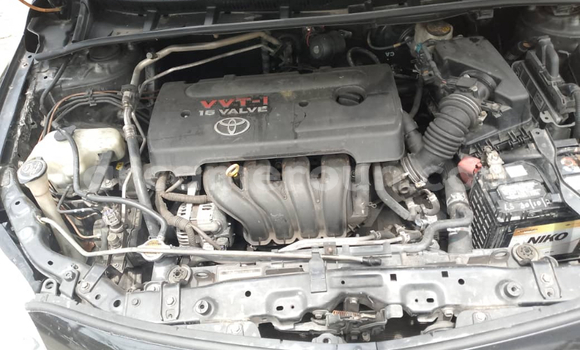 Sayi Imported Toyota Corolla Black Mota in Douala a Ƙasar Kamaru Sayi Imported Toyota Corolla Black Mota in Douala a Ƙasar Kamaru