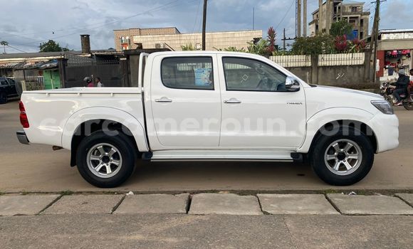 Acheter Occasion Voiture Toyota Hiluxe VIGO Blanc à Douala, Littoral Cameroon Acheter Occasion Voiture Toyota Hiluxe VIGO Blanc à Douala, Littoral Cameroon