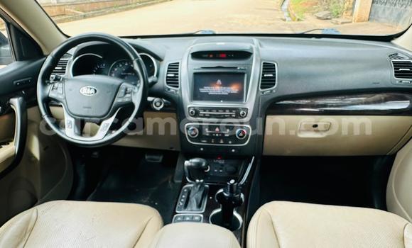 Buy Used Kia Sorento Blue Car in Yaounde in Central Cameroon Buy Used Kia Sorento Blue Car in Yaounde in Central Cameroon