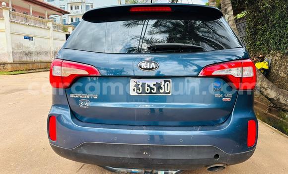 Buy Used Kia Sorento Blue Car in Yaounde in Central Cameroon Buy Used Kia Sorento Blue Car in Yaounde in Central Cameroon