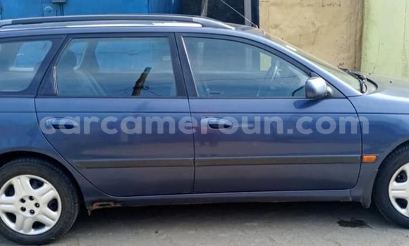 Buy Used Toyota Avensis Blue Car in Douala in Littoral Cameroon