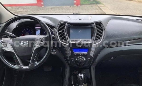 Buy Used Hyundai Santa Fe White Car in Douala in Littoral Cameroon Buy Used Hyundai Santa Fe White Car in Douala in Littoral Cameroon