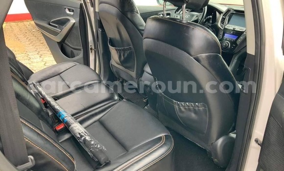Buy Used Hyundai Santa Fe White Car in Douala in Littoral Cameroon Buy Used Hyundai Santa Fe White Car in Douala in Littoral Cameroon