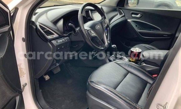 Buy Used Hyundai Santa Fe White Car in Douala in Littoral Cameroon Buy Used Hyundai Santa Fe White Car in Douala in Littoral Cameroon