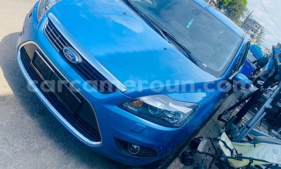 Sayi Imported Ford Focus Blue Mota in Douala a Ƙasar Kamaru Sayi Imported Ford Focus Blue Mota in Douala a Ƙasar Kamaru