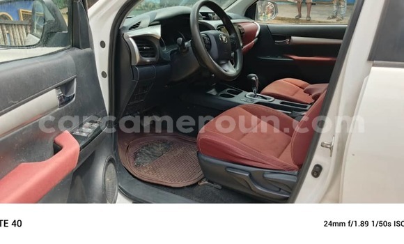 Acheter Occasion Voiture Toyota Hilux Blanc à Douala, Littoral Cameroon Acheter Occasion Voiture Toyota Hilux Blanc à Douala, Littoral Cameroon