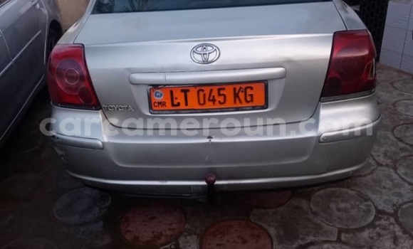 Sayi Na hannu Toyota Avensis M Mota in Douala a Ƙasar Kamaru Sayi Na hannu Toyota Avensis M Mota in Douala a Ƙasar Kamaru