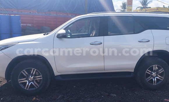 Buy Import Toyota Fortuner White Car in Douala in Littoral Cameroon Buy Import Toyota Fortuner White Car in Douala in Littoral Cameroon