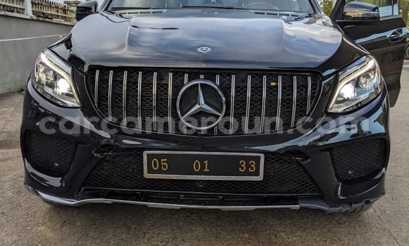 Sayi Na hannu Mercedes‒Benz GLE Black Mota in Douala a Ƙasar Kamaru Sayi Na hannu Mercedes‒Benz GLE Black Mota in Douala a Ƙasar Kamaru