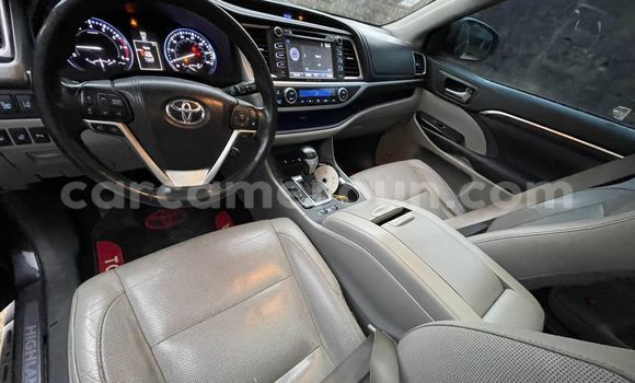 Buy Used Toyota Highlander Black Car in Douala in Littoral Cameroon Buy Used Toyota Highlander Black Car in Douala in Littoral Cameroon