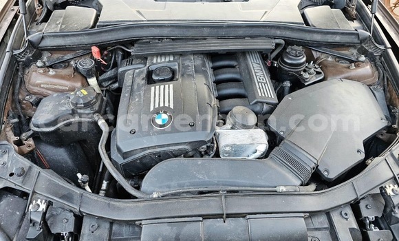 Sayi Na hannu BMW ix3 Brown Mota in Yaounde a Babban Kamaru Sayi Na hannu BMW ix3 Brown Mota in Yaounde a Babban Kamaru