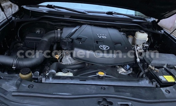 Acheter Neuf Voiture Toyota Land Cruiser Noir à Douala, Littoral Cameroon Acheter Neuf Voiture Toyota Land Cruiser Noir à Douala, Littoral Cameroon