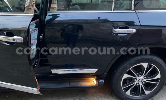 Acheter Neuf Voiture Toyota Land Cruiser Noir à Douala, Littoral Cameroon Acheter Neuf Voiture Toyota Land Cruiser Noir à Douala, Littoral Cameroon
