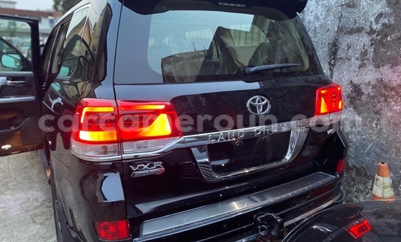 Acheter Neuf Voiture Toyota Land Cruiser Noir à Douala, Littoral Cameroon Acheter Neuf Voiture Toyota Land Cruiser Noir à Douala, Littoral Cameroon