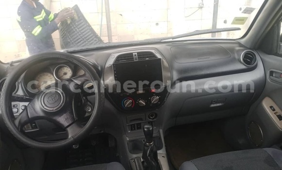 Acheter Occasion Voiture Toyota RAV4 Gris à Douala, Littoral Cameroon Acheter Occasion Voiture Toyota RAV4 Gris à Douala, Littoral Cameroon
