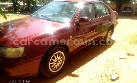 Acheter Occasion Voiture Toyota Carina E Rouge à Garoua, North Cameroon