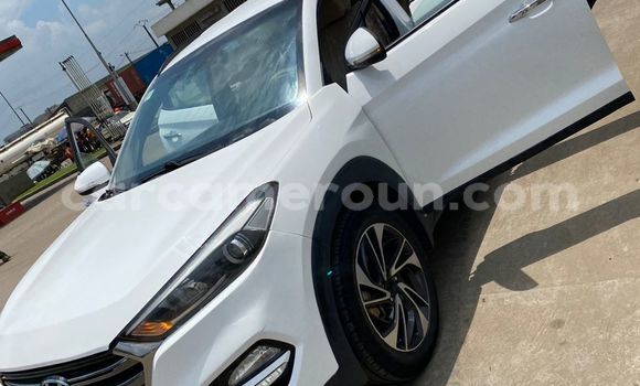 Sayi Imported Hyundai Tucson White Mota in Douala a Ƙasar Kamaru Sayi Imported Hyundai Tucson White Mota in Douala a Ƙasar Kamaru