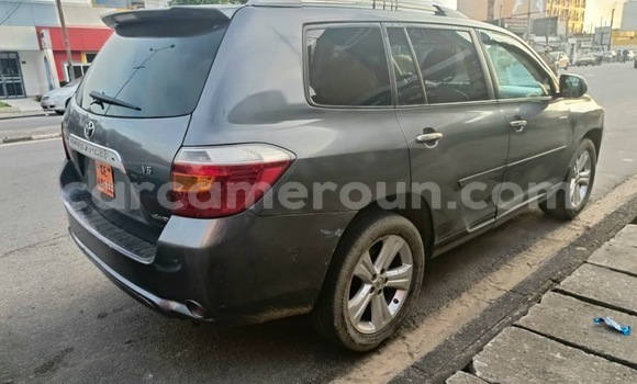 Buy Used Toyota Highlander Other Car in Douala in Littoral Cameroon Buy Used Toyota Highlander Other Car in Douala in Littoral Cameroon