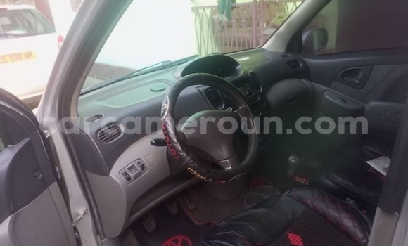 Acheter Occasion Voiture Toyota Yaris Verso Gris à Douala, Littoral Cameroon Acheter Occasion Voiture Toyota Yaris Verso Gris à Douala, Littoral Cameroon