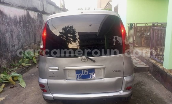 Acheter Occasion Voiture Toyota Yaris Verso Gris à Douala, Littoral Cameroon Acheter Occasion Voiture Toyota Yaris Verso Gris à Douala, Littoral Cameroon
