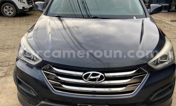 Acheter Import Voiture Hyundai Santa Fe Bleu à Douala, Littoral Cameroon